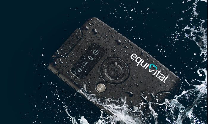 Equivital eqO2+ lifemonitor SEM in water